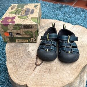 Keens sandals for baby